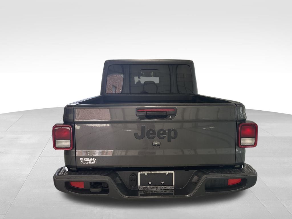 2024 Jeep Gladiator Sport photo 6