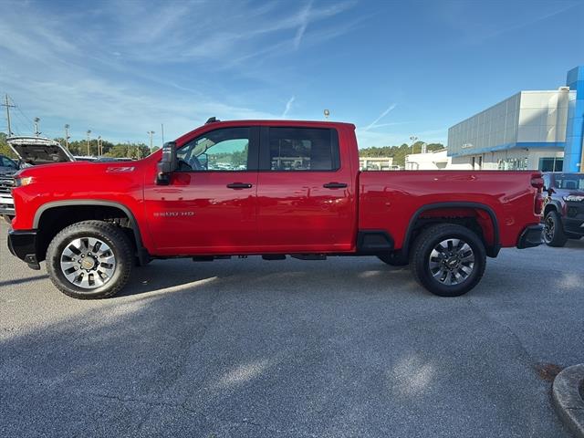 2026 Chevrolet Silverado 2500HD Custom photo 4