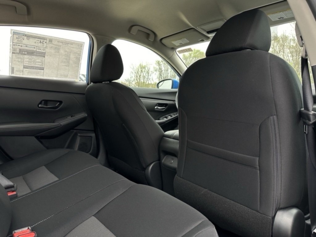 2025 Nissan Sentra SV photo 22