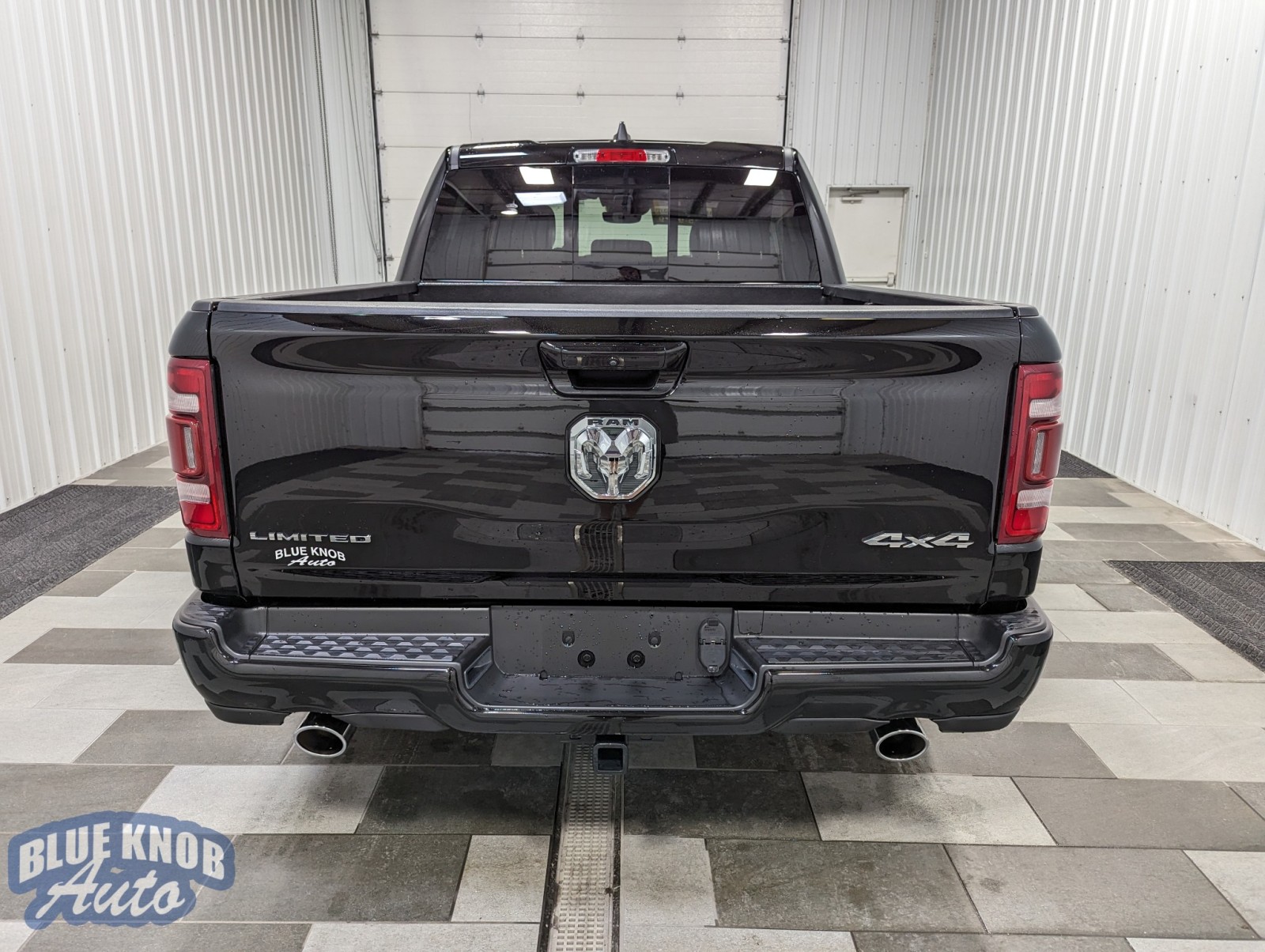 2024 Ram 1500 Limited photo 3