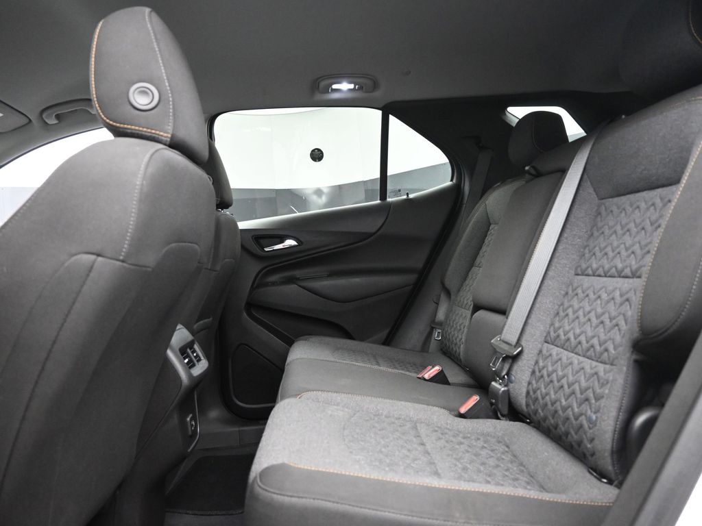2022 Chevrolet Equinox LT photo 8