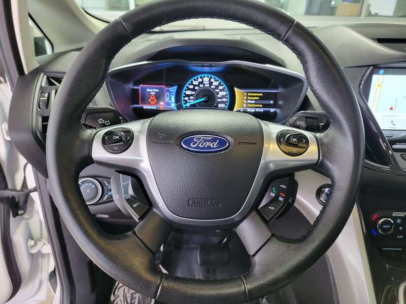2016 Ford C-Max Energi SEL photo 19