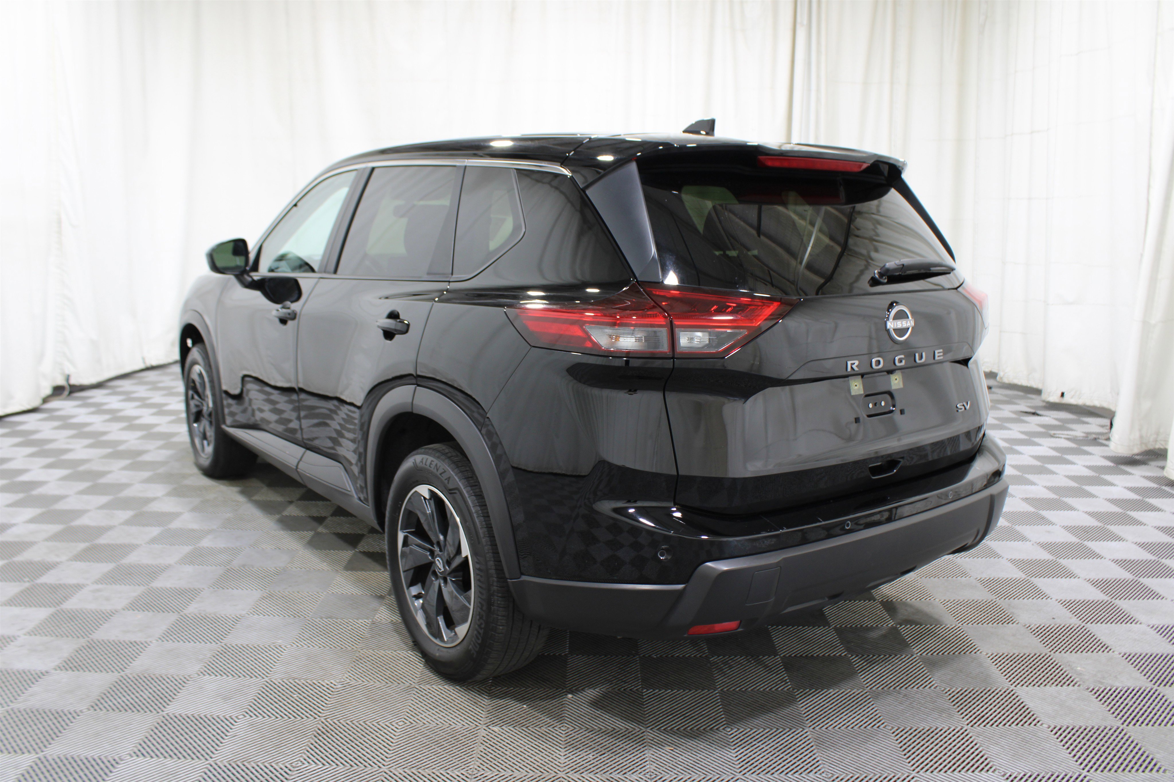 2024 Nissan Rogue SV photo 20