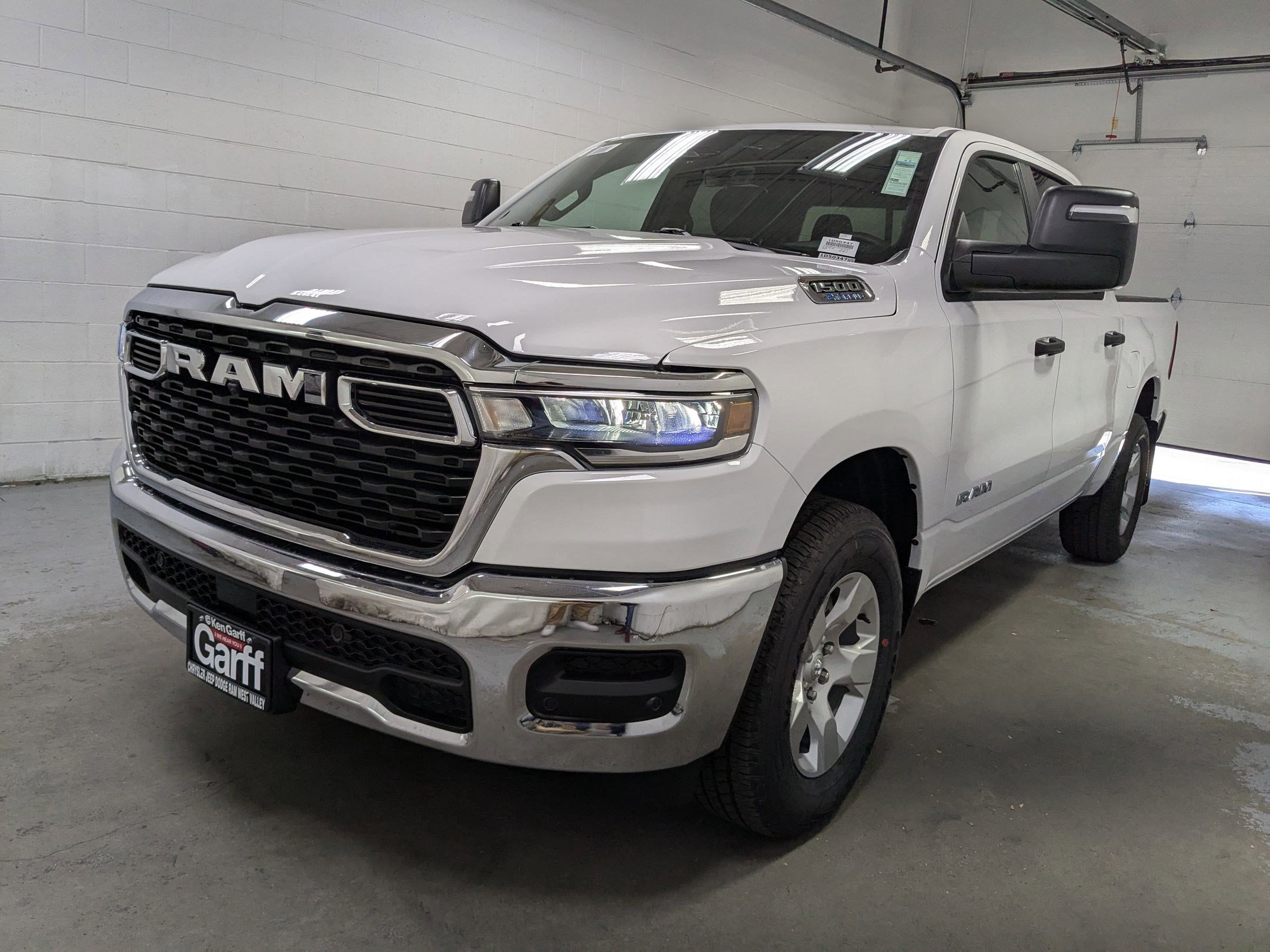 2025 Ram 1500 Tradesman photo 7