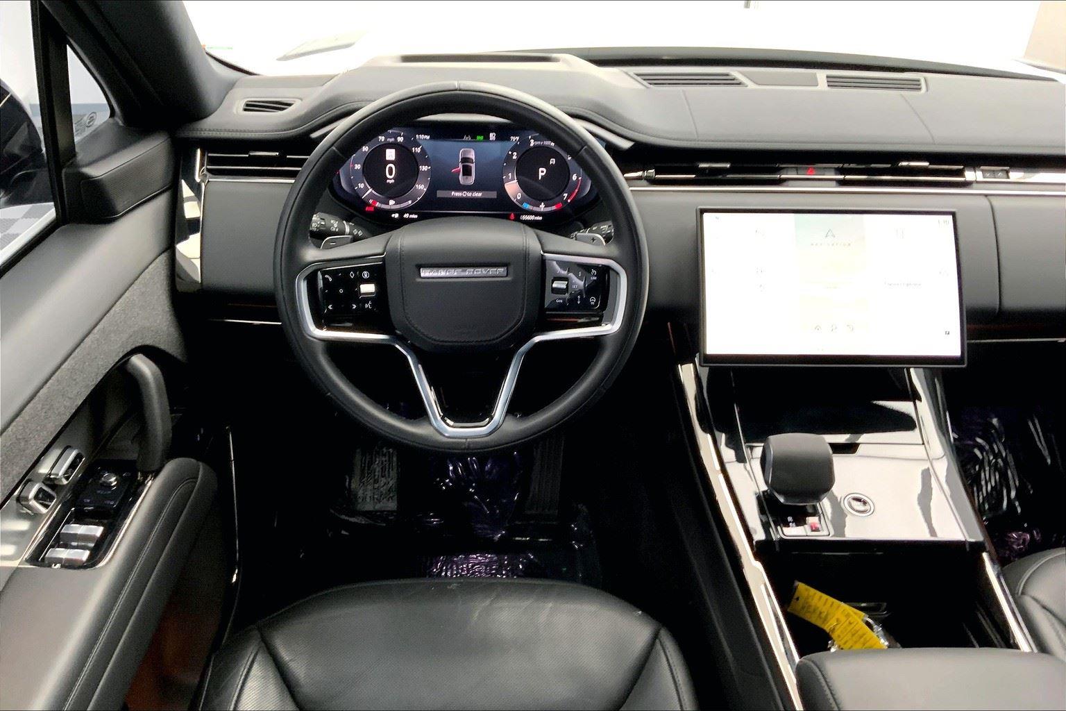 2024 Land Rover Range Rover Sport SE photo 3