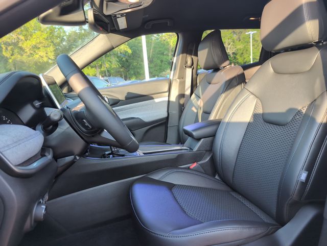 2025 Jeep Compass Latitude photo 9