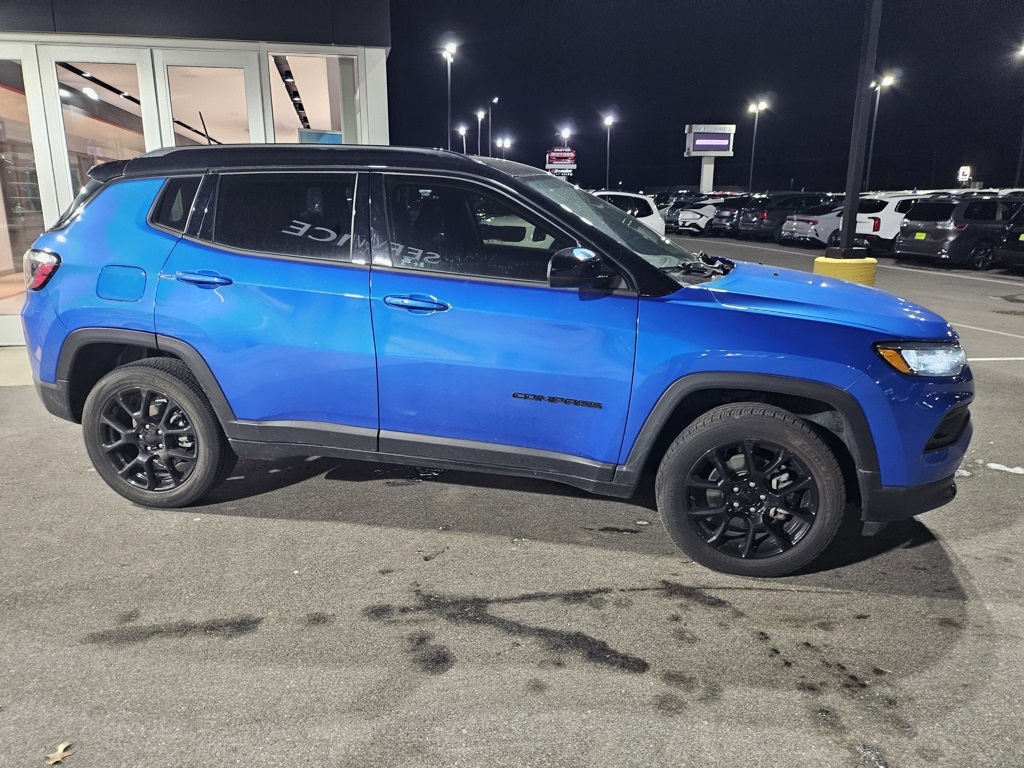 2022 Jeep Compass Altitude photo 4