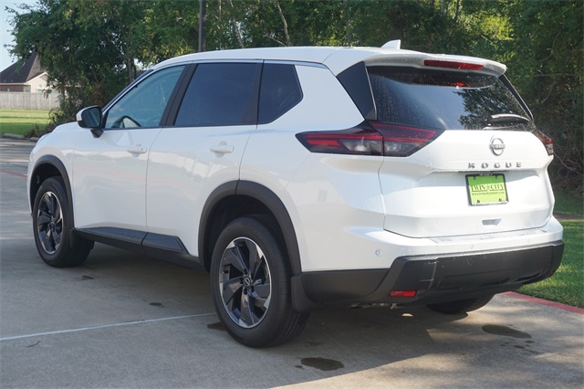 2026 Nissan Rogue SV photo 4