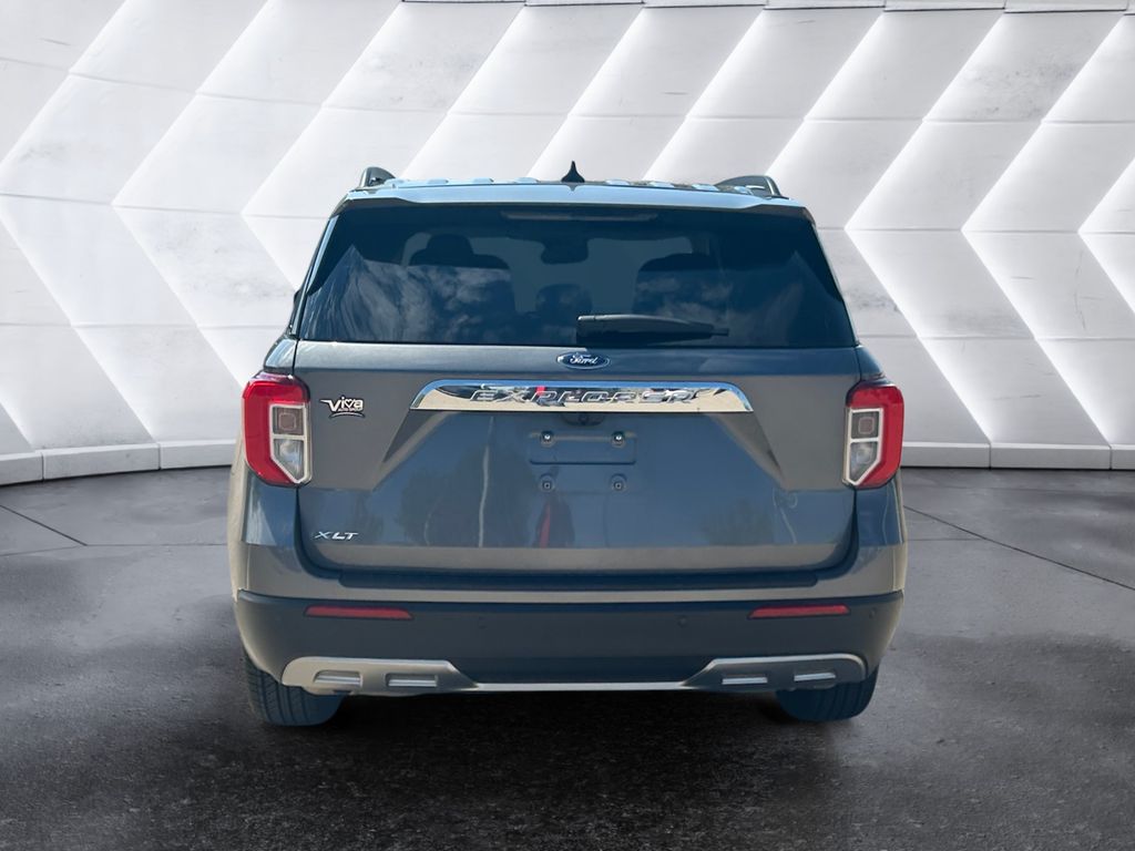 2022 Ford Explorer XLT photo 5