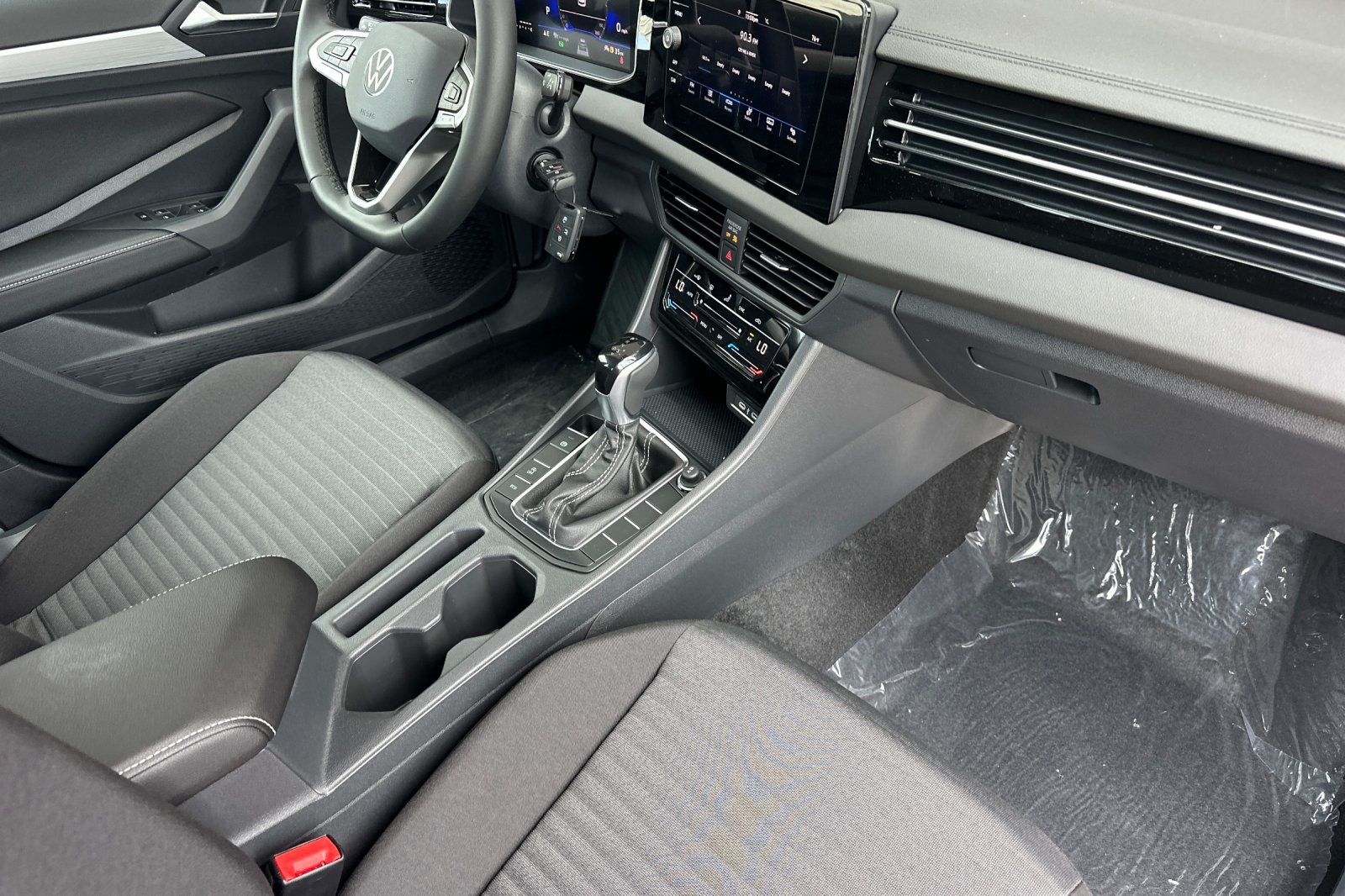 2025 Volkswagen Jetta 1.5T S photo 13