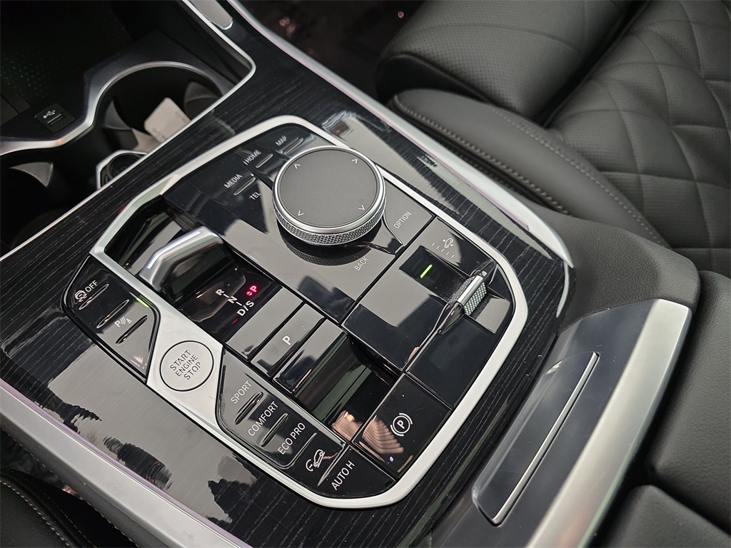2023 Bmw X7 xDrive40i photo 24