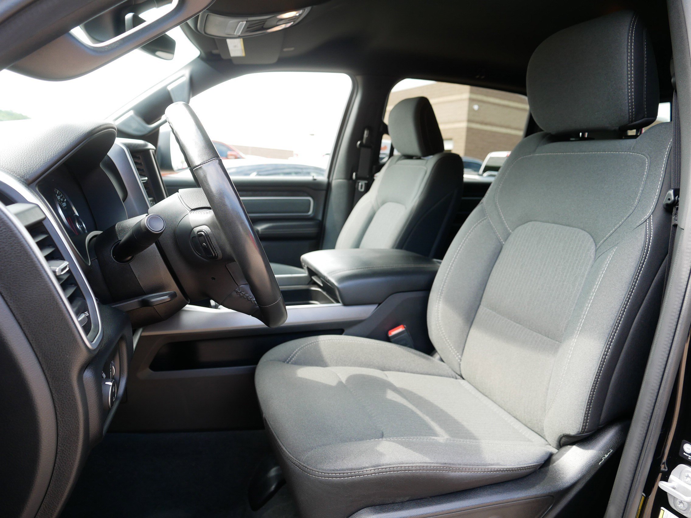 2022 Ram 1500 Big Horn photo 33