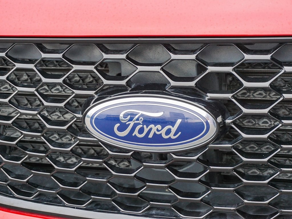 2022 Ford Edge ST photo 4