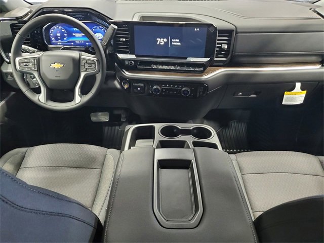 2025 Chevrolet Silverado 1500 LT photo 16