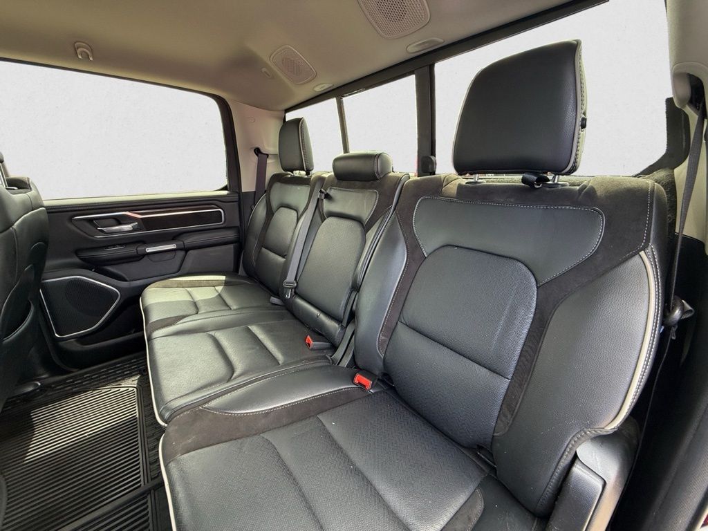 2022 Ram 1500 Laramie photo 16