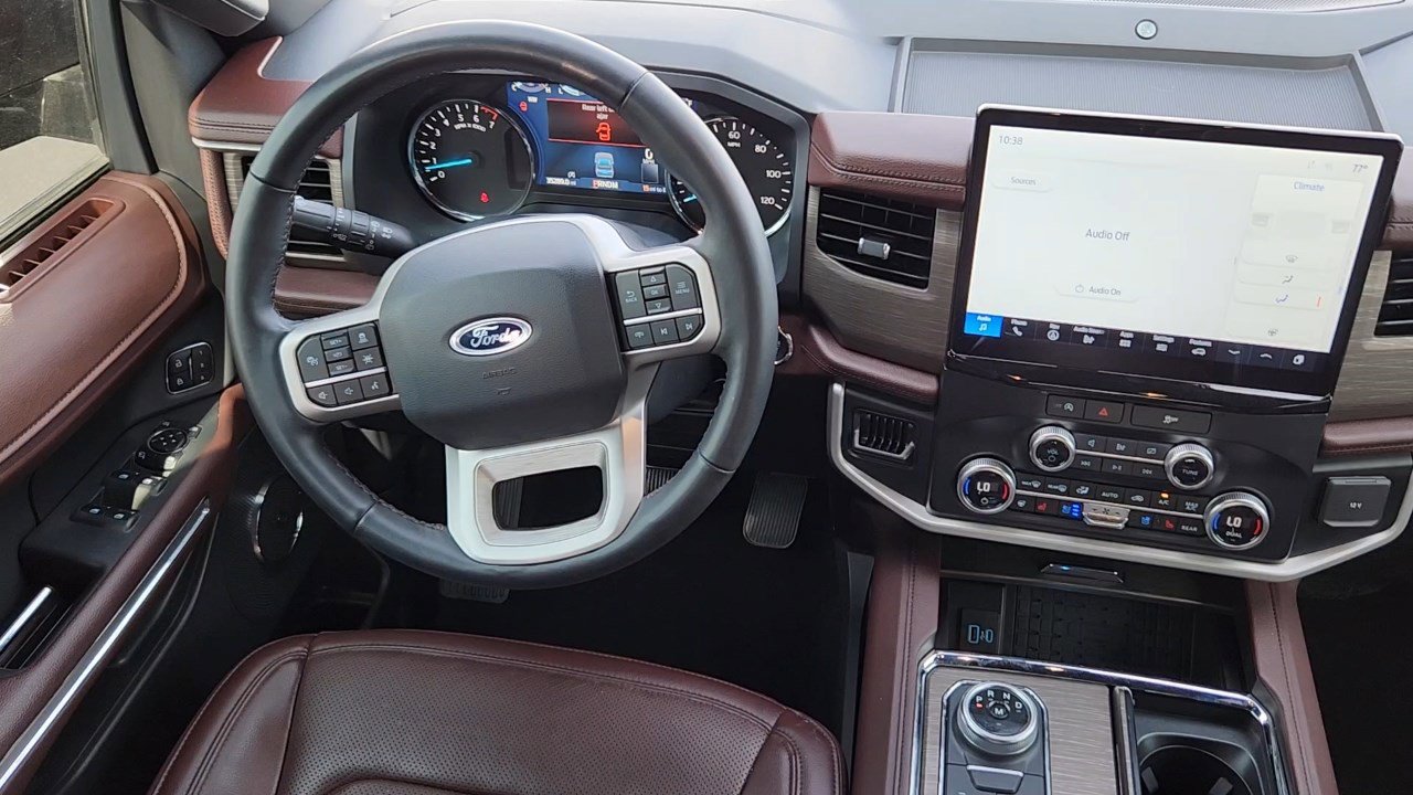 2024 Ford Expedition Limited photo 3