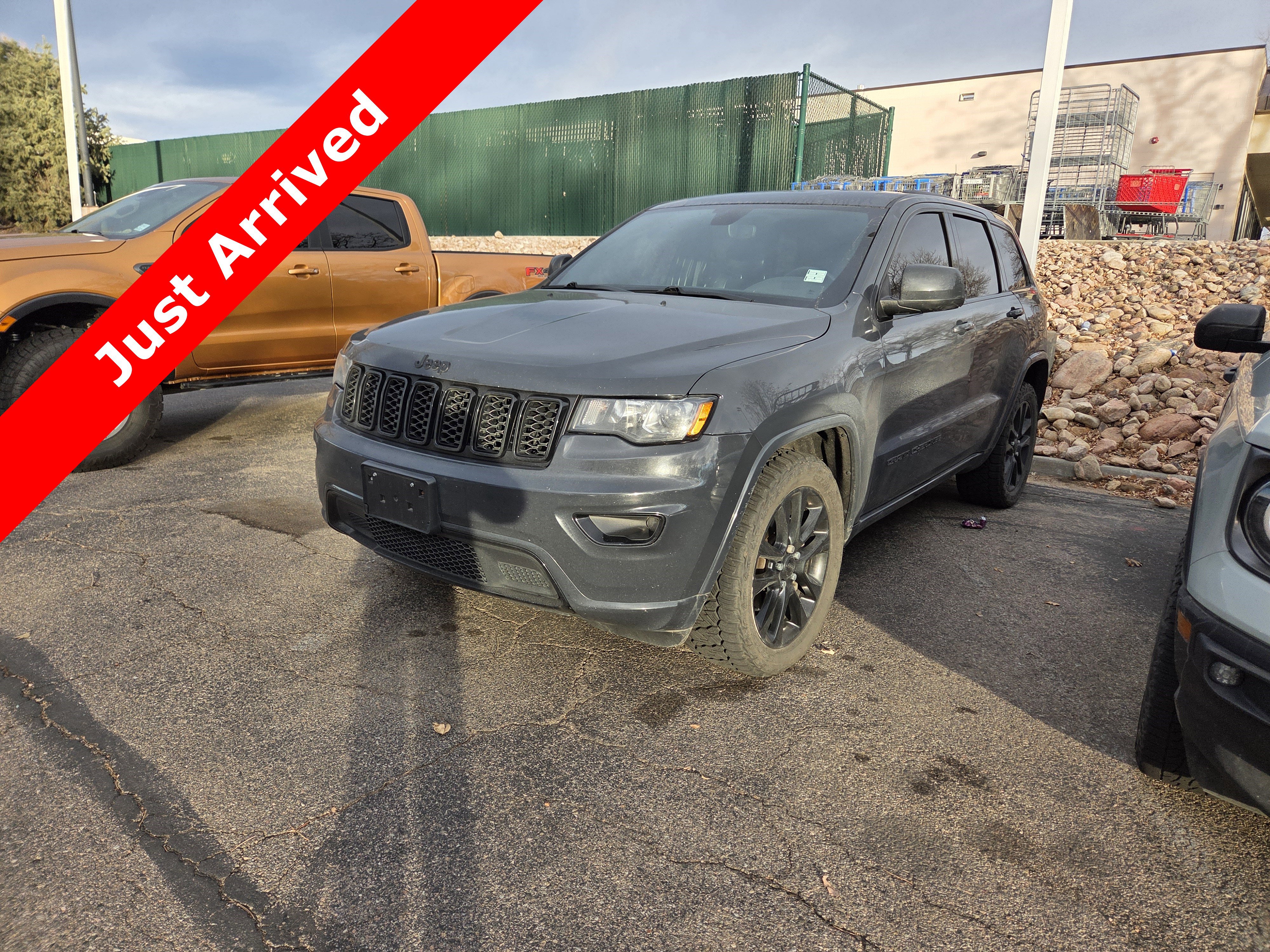 2018 Jeep Grand Cherokee Altitude's photo