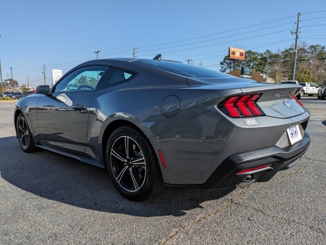 2025 Ford Mustang EcoBoost photo 6