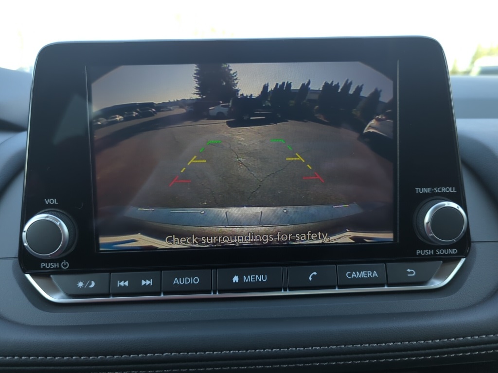 2026 Nissan Rogue SV AWD photo 13
