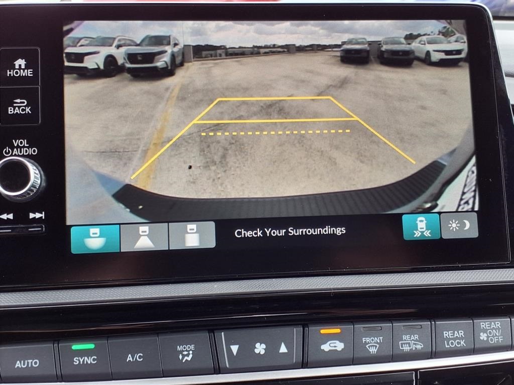 2026 Honda Odyssey photo 18