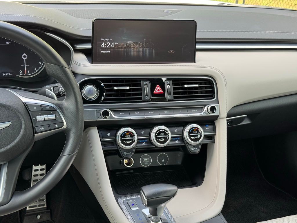 2023 Genesis G70 3.3T Sport Prestige photo 22