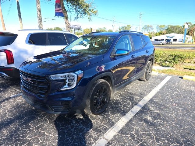 2022 Gmc Terrain SLE photo 2