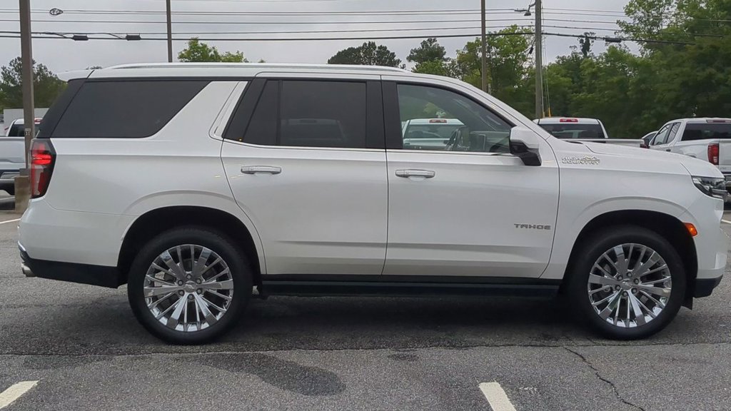 2021 Chevrolet Tahoe High Country photo 3