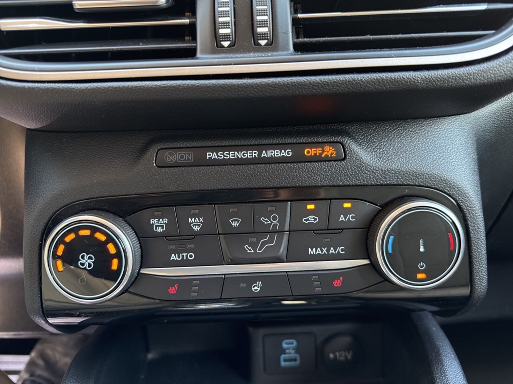 2022 Ford Escape SE photo 22