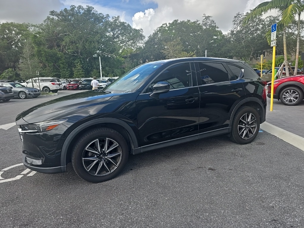 2017 Mazda CX-5 Grand Touring photo 3