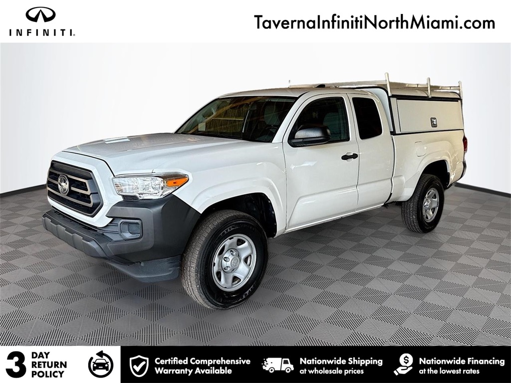 2021 Toyota Tacoma SR's photo