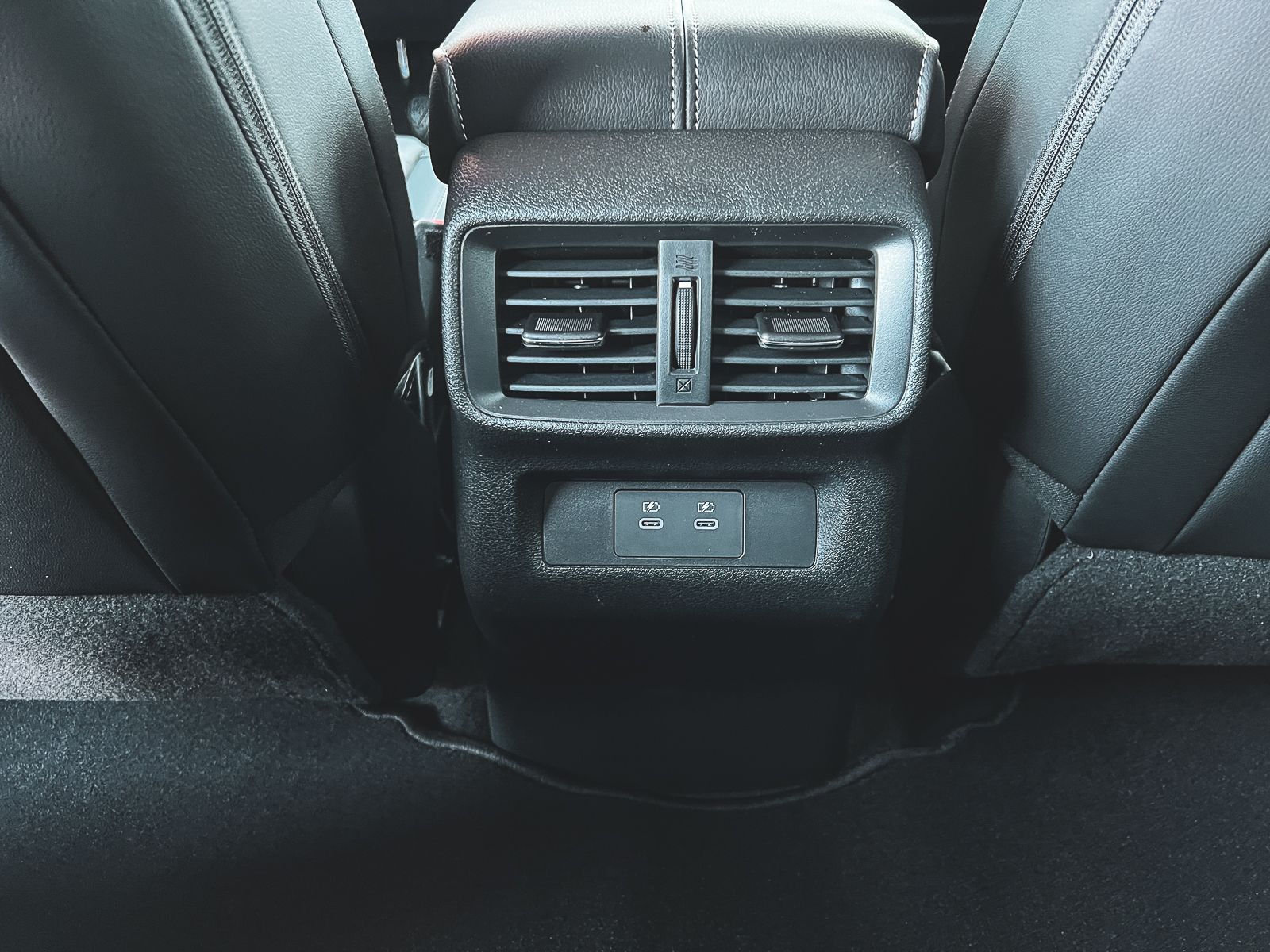 2025 Nissan Murano SV photo 26