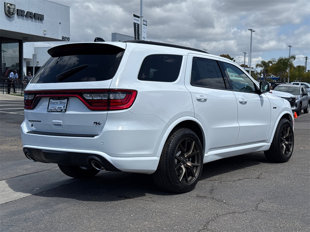 2025 Dodge Durango R/T Plus photo 9