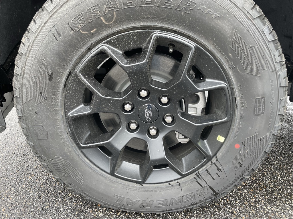 2025 Ford F-150 STX photo 4