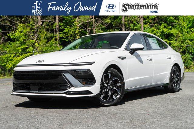 2025 Hyundai Sonata SEL's photo