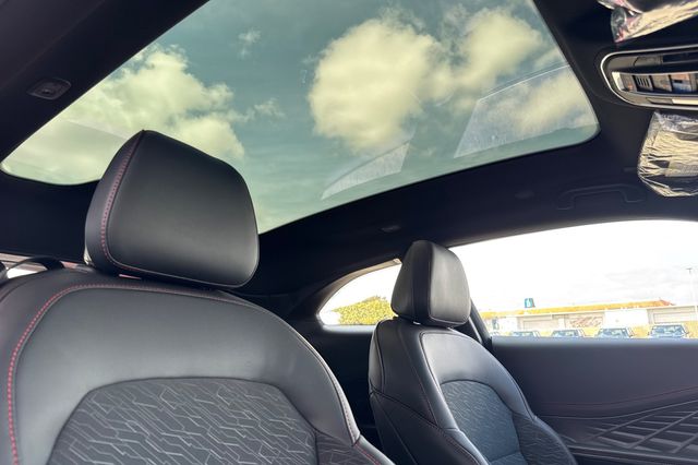 2025 Dodge Charger R/T photo 16