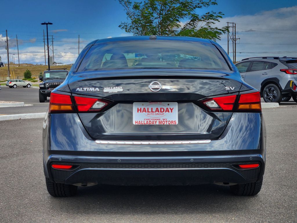 2022 Nissan Altima 2.5 SV photo 4