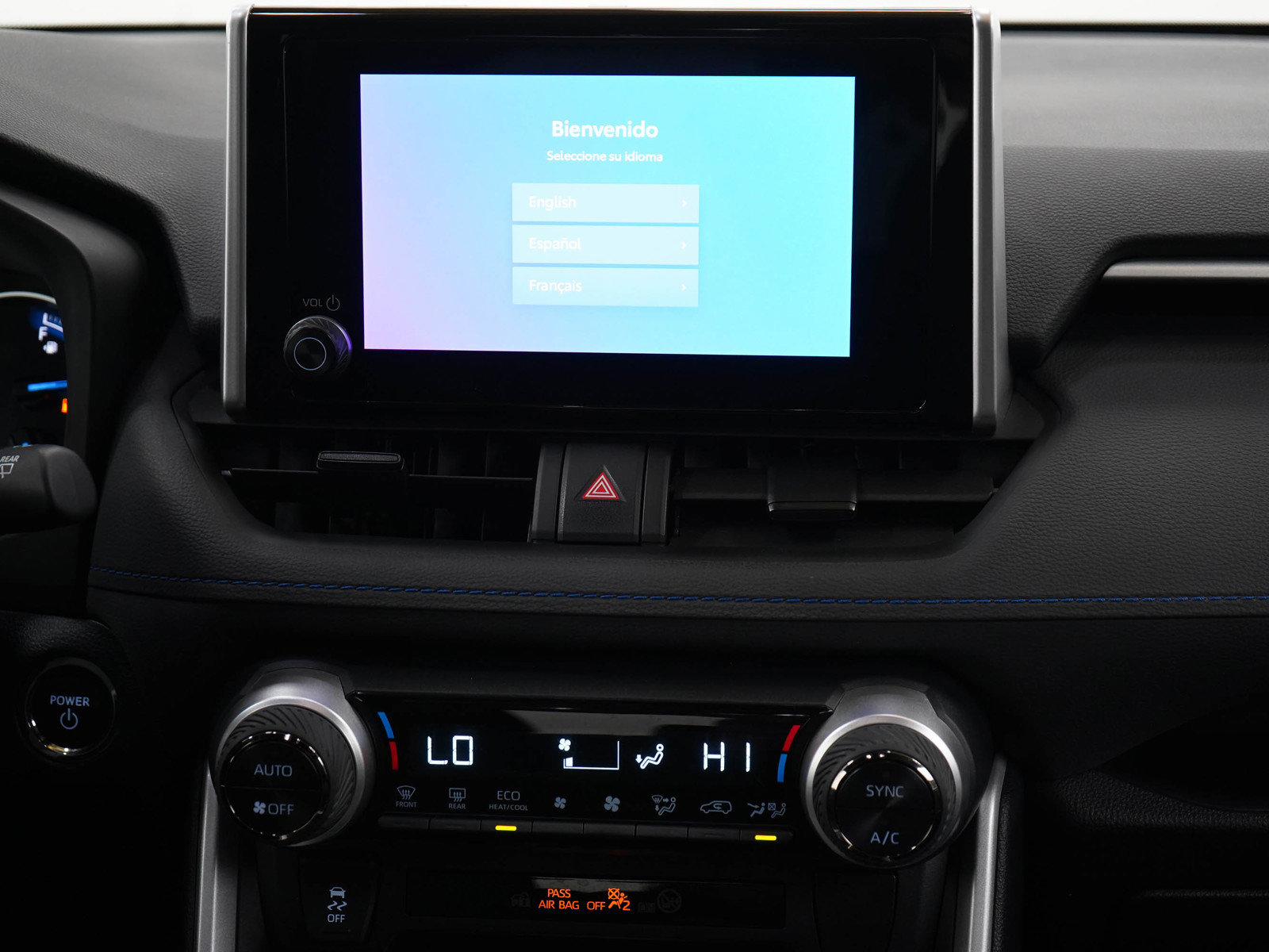2024 Toyota RAV4 Hybrid SE photo 11