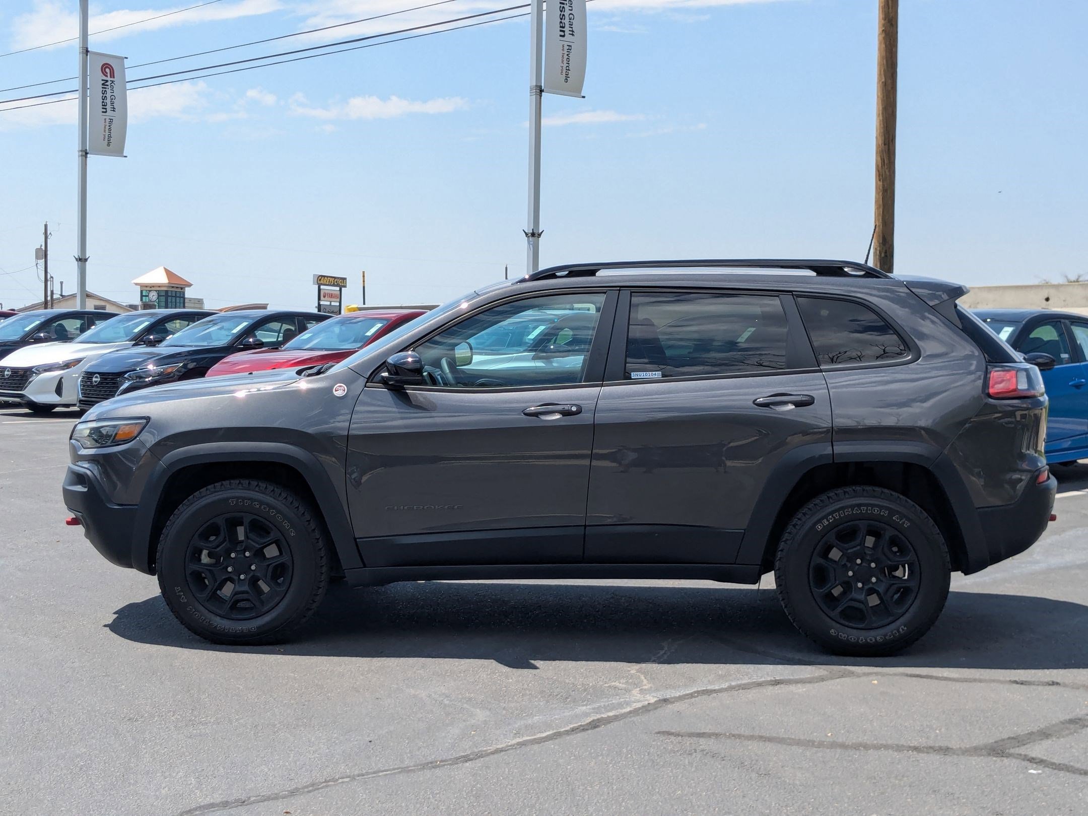 2022 Jeep Cherokee Trailhawk photo 5