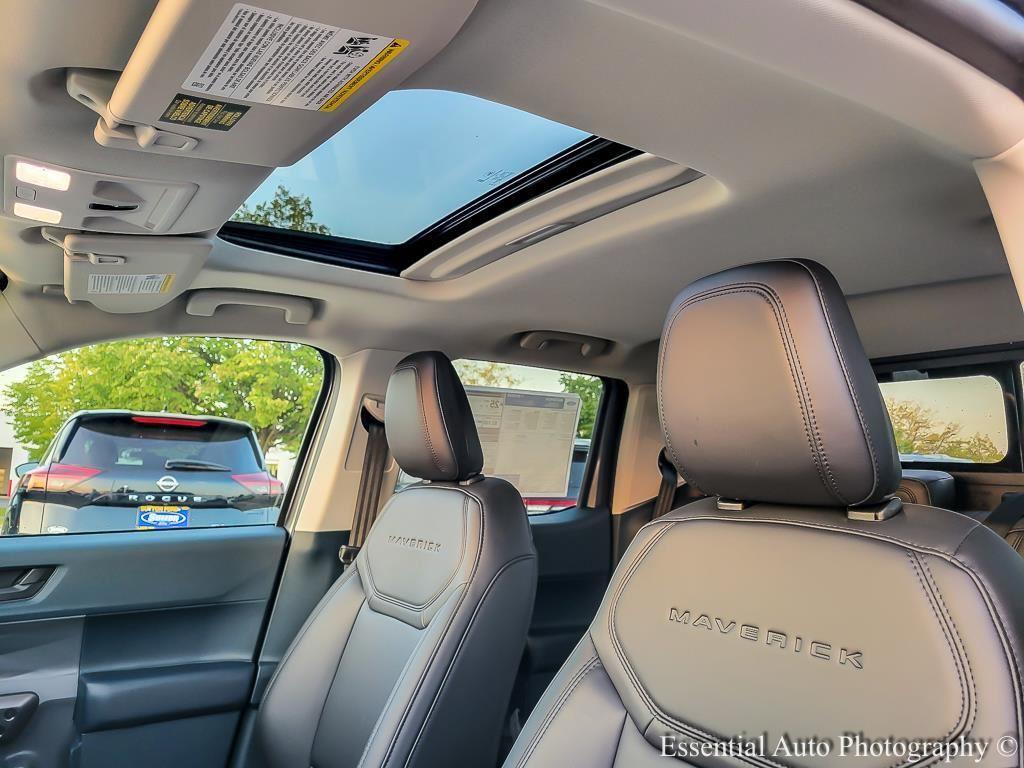 2025 Ford Maverick Lariat photo 4