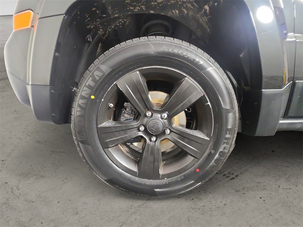 2011 Jeep Patriot Latitude photo 13