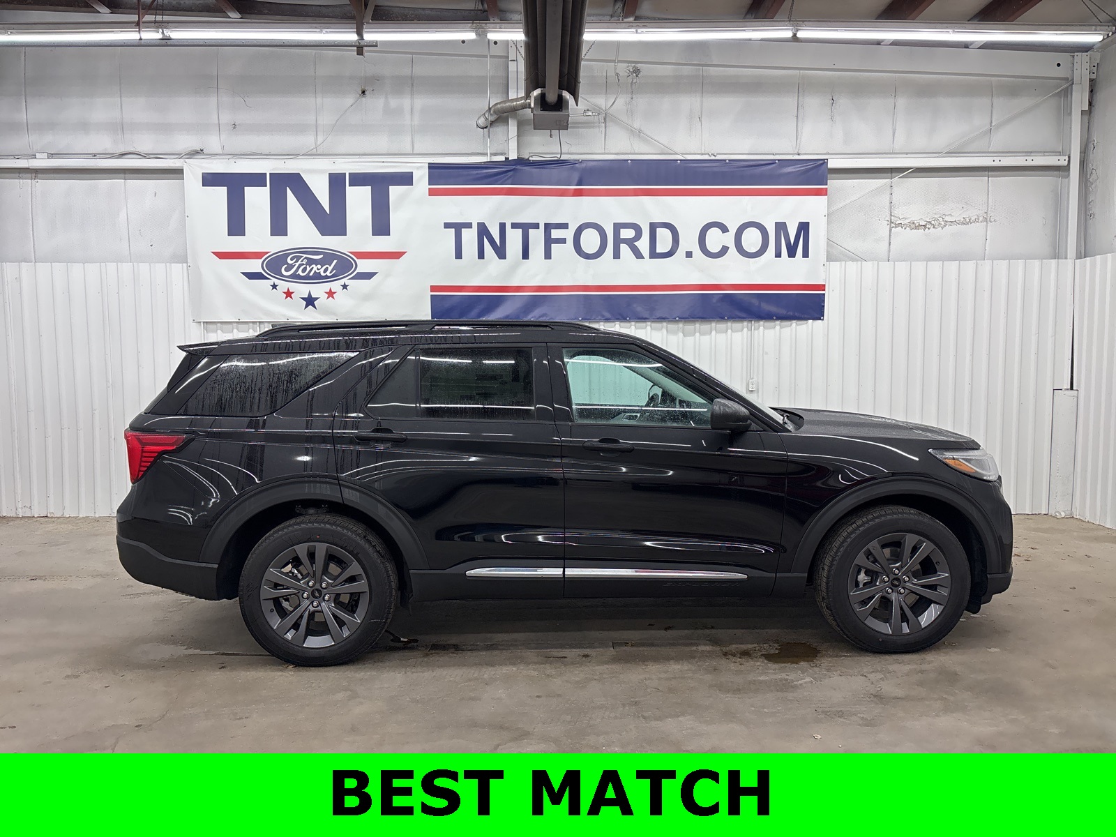 2025 Ford Explorer Active's photo