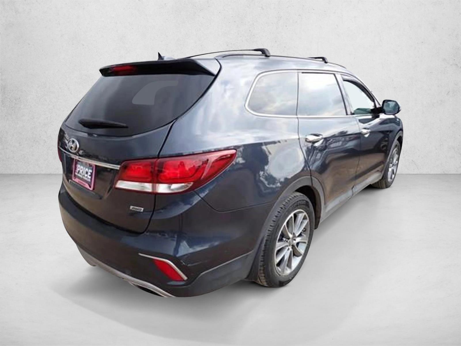 2018 Hyundai Santa Fe SE Premium photo 4