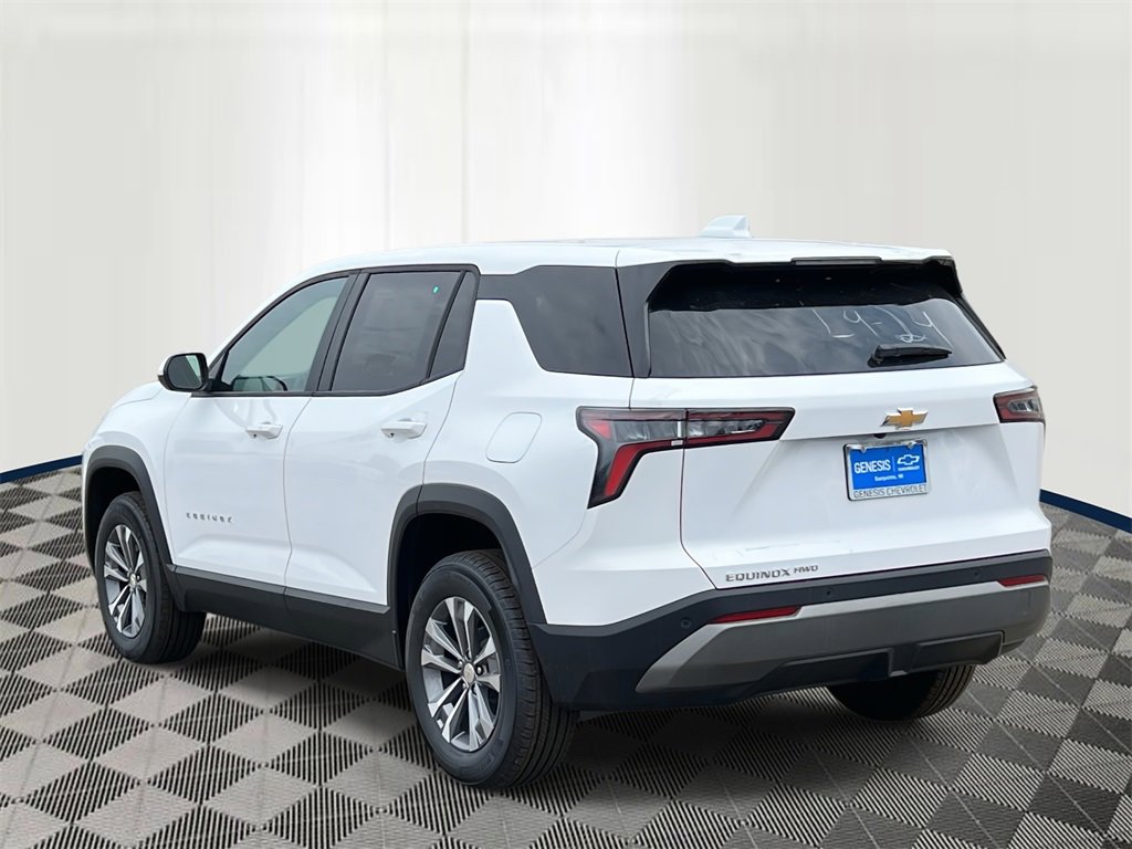 2026 Chevrolet Equinox LT photo 4