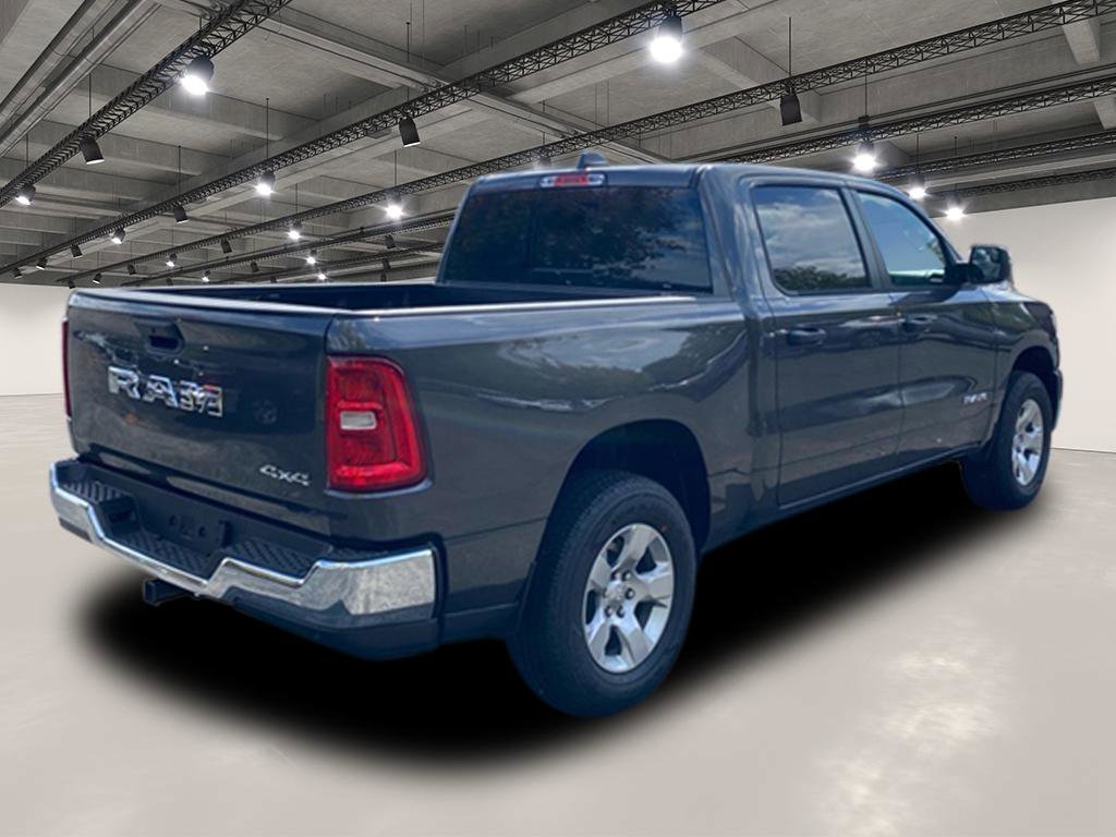 2025 Ram 1500 Tradesman photo 3