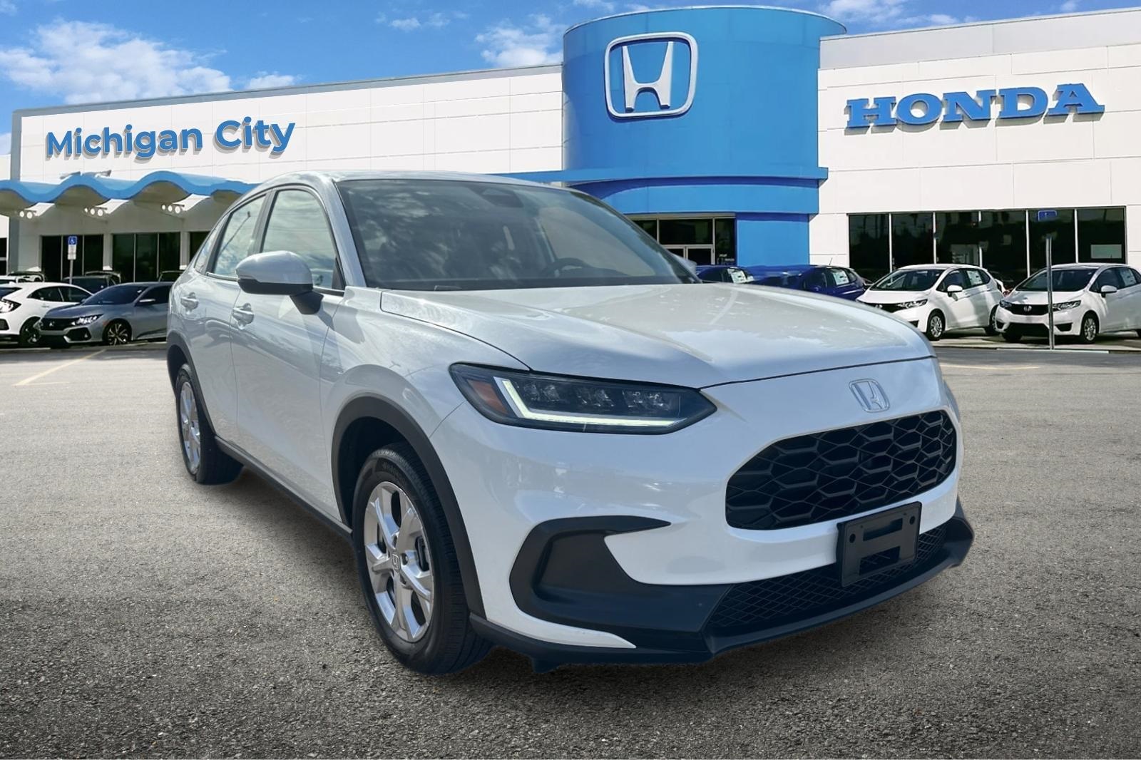2023 Honda HR-V LX photo 4