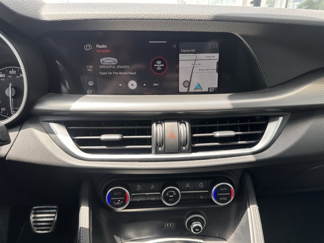 2022 Alfa Romeo Stelvio Ti Sport photo 15