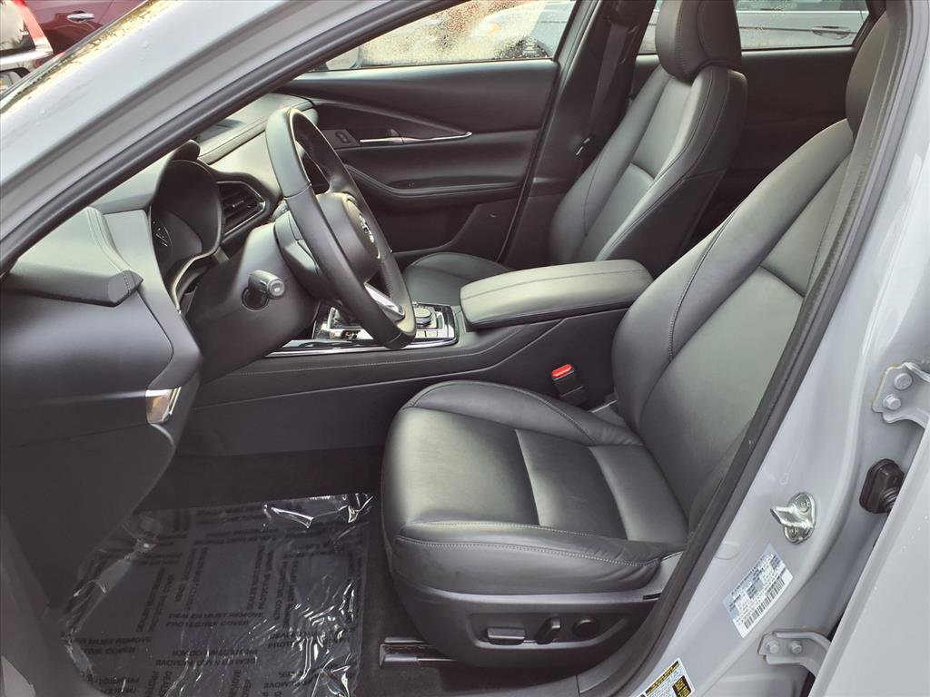 2025 Mazda CX-30 2.5 S Preferred photo 3