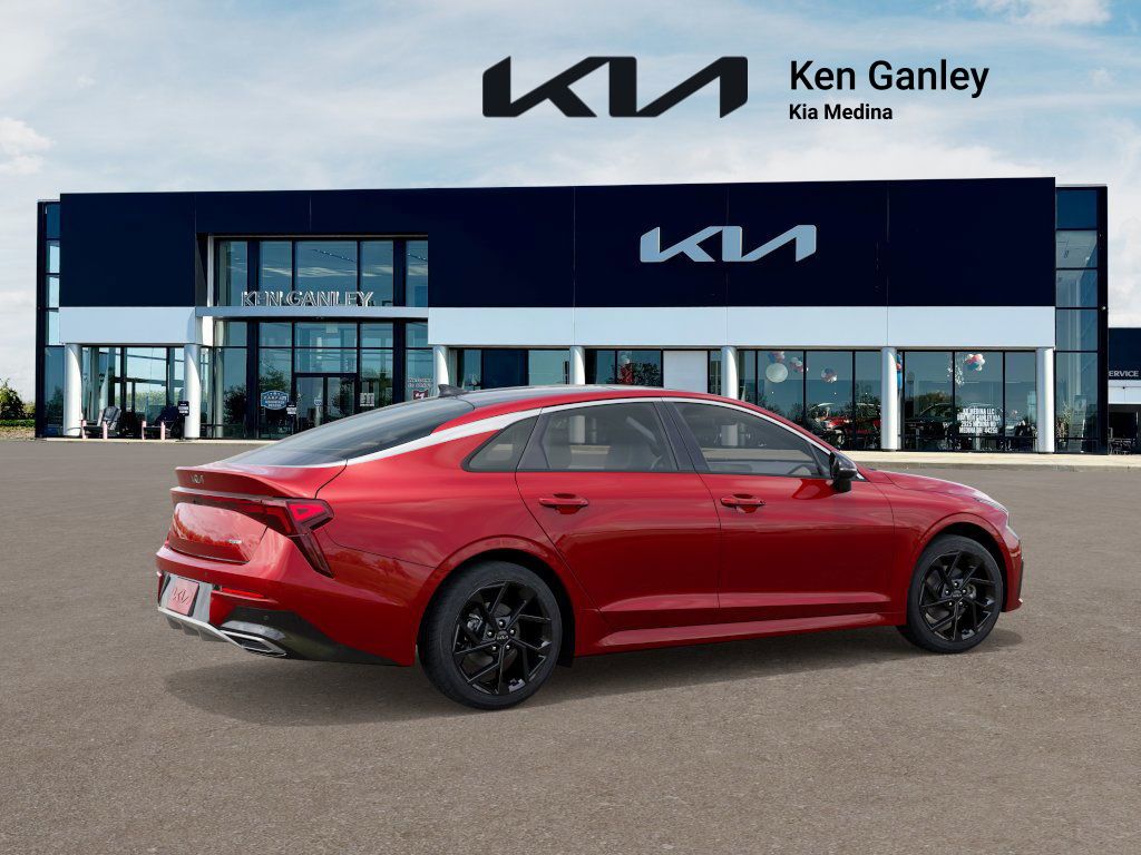 2026 Kia K5 GT-Line photo 5
