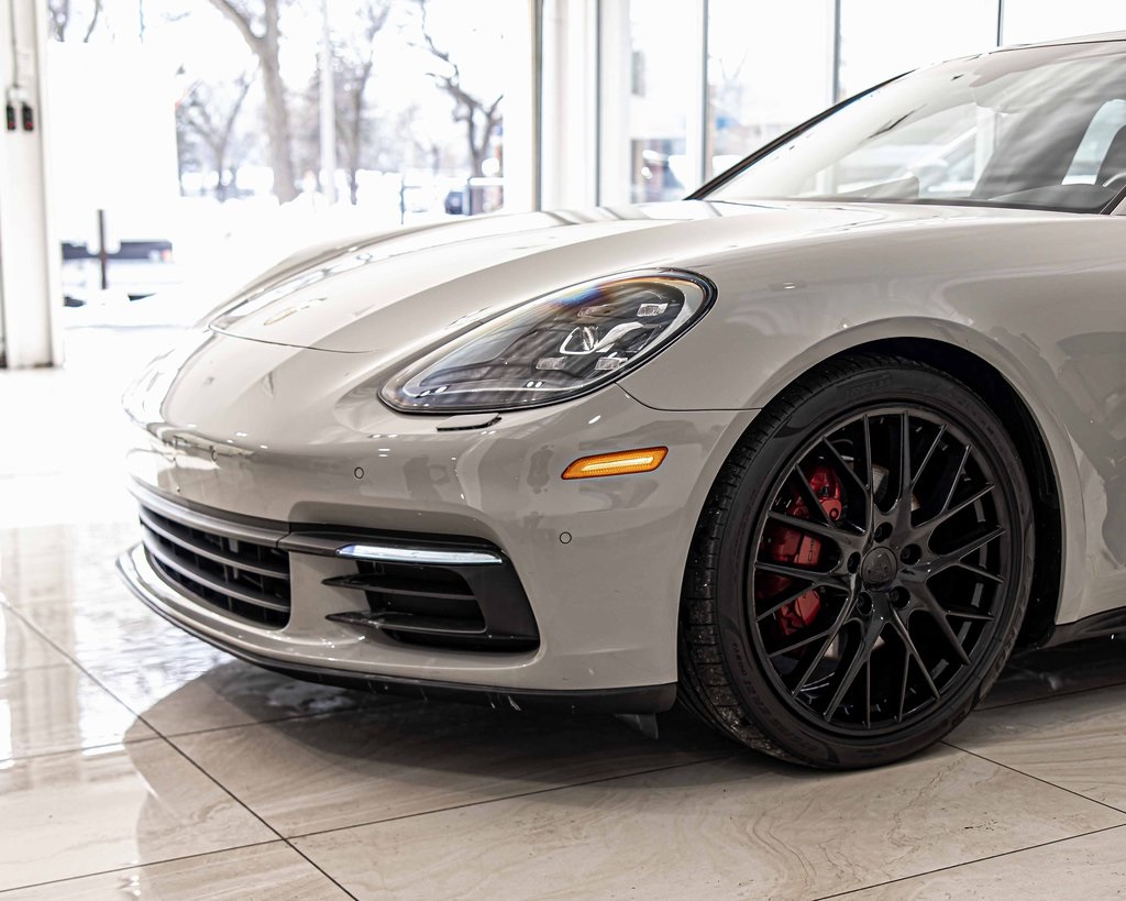2019 PORSCHE PANAMERA - Image 4