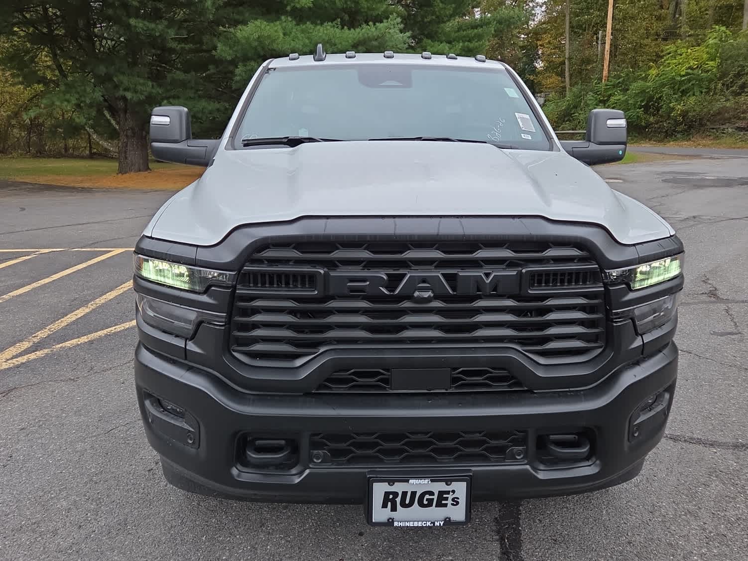 2025 Ram 2500 Tradesman photo 2